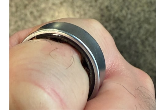 Samsung công bố nguyên nhân Galaxy Ring bị biến dạng và kẹt chặt vào tay người dùng