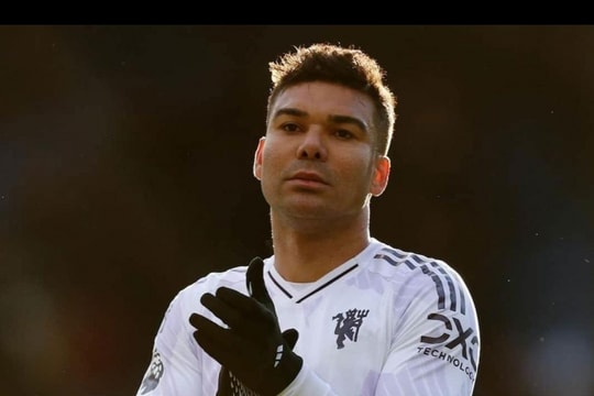 Tin chuyển nhượng 9/1: MU thanh lý hàng tiền vệ, Balotelli cập bến đội bóng mới