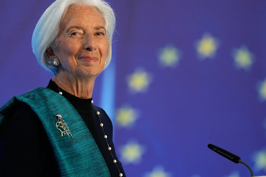 Lạm phát Eurozone chạm mục tiêu 2% trong tháng 12, kinh tế khu vực duy trì ổn định