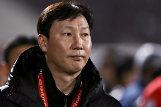 HLV Kim Sang-sik và nước cờ thay người táo bạo giúp U23 Việt Nam hạ Kyrgyzstan 2-1