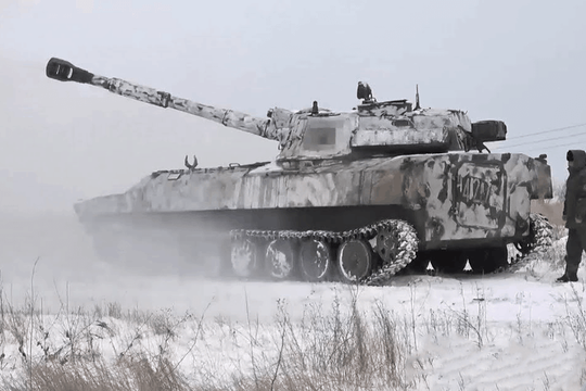 Ukraine sử dụng UAV FPV phá hủy pháo tự hành 2S1 Gvozdika của Nga tại Zaporizhia