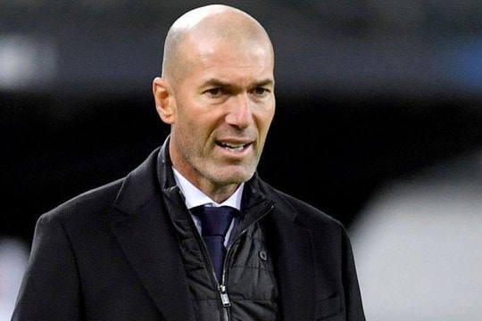 Manchester United xác định tương lai Zinedine Zidane và gia hạn 4 hợp đồng quan trọng