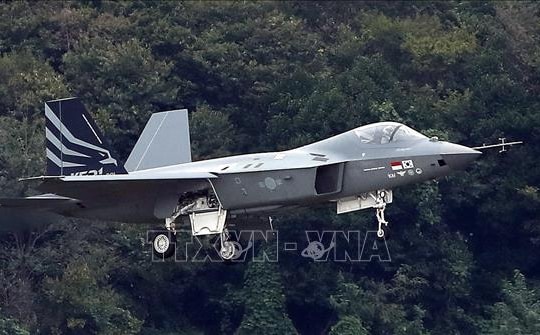 Hàn Quốc hoàn tất thử nghiệm bay tiêm kích KF-21 nội địa trước thời hạn