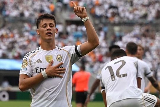 Chuyển nhượng 13/1: Real Madrid để Guler rời đi, Chelsea chi 300 triệu Euro săn sao La Liga