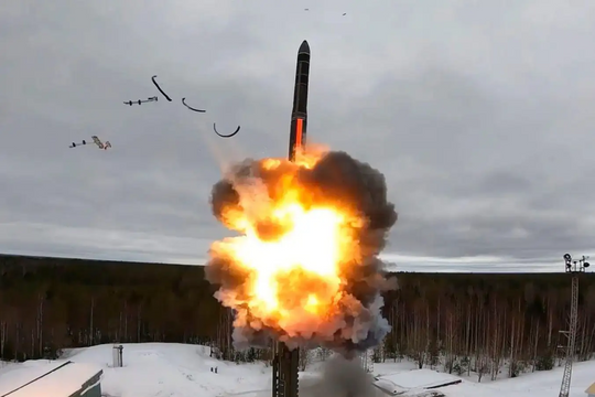 Phân tích hệ thống tên lửa Oreshnik của Nga: Công cụ răn đe tâm lý nhắm vào phương Tây