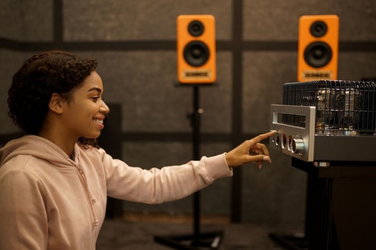 Tối ưu âm thanh gia đình: Cách bố trí loa chuẩn kỹ thuật cho mọi không gian