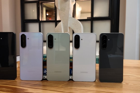 Galaxy A37 5G và Galaxy A57 5G lộ diện với công nghệ sạc nhanh 45W tương đương flagship