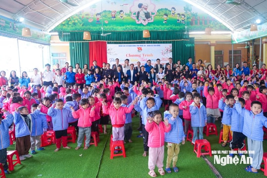 Tuổi trẻ Nghệ An lan tỏa yêu thương qua Chương trình “Đông ấm - Xuân tình nguyện năm 2026”