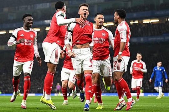 Arsenal hạ Chelsea 3-2 tại Stamford Bridge: Đẳng cấp bóng chết và bản lĩnh của Arteta