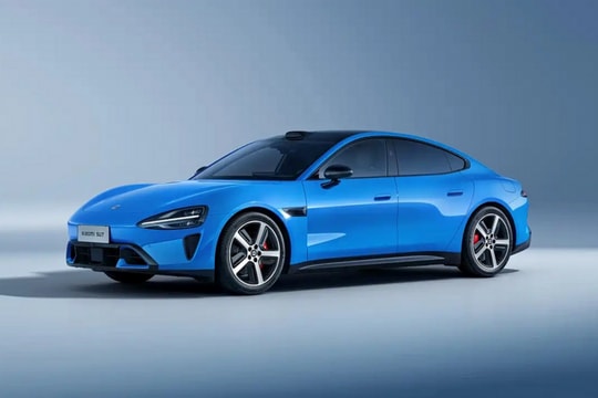 Xiaomi SU7 2026: Giải mã chiến lược công bố sớm và xác nhận giữ lại hệ thống nút bấm vật lý