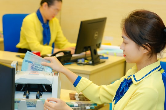 Lãi suất ngân hàng 15/1/2026: Kỳ hạn 6 tháng tăng mạnh, cao nhất vượt mốc 8%/năm