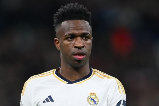 HLV Arbeloa lập 'danh sách đen' tại Real Madrid: Vinicius và Valverde bị thanh trừng?