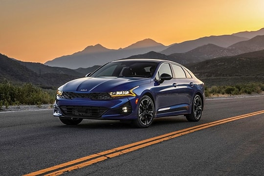 KIA K5 tháng 1/2026: Ưu đãi 90 triệu đồng, gây áp lực lên phân khúc sedan hạng D