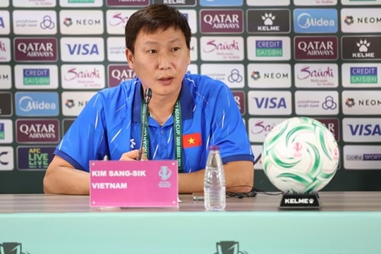 HLV Kim Sang-sik chỉ đích danh hai "ngòi nổ" nguy hiểm nhất của U23 UAE