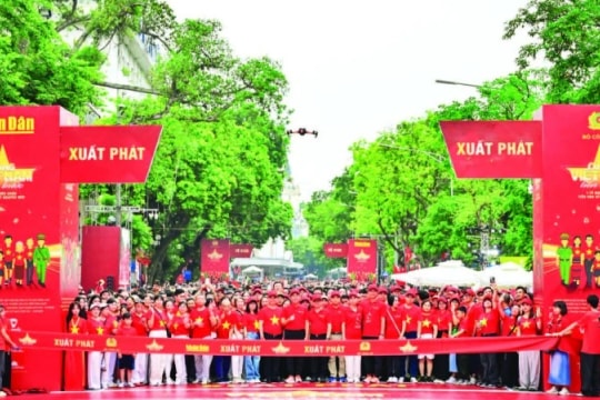 Phát huy quyền làm chủ của nhân dân trong tham gia xây dựng và hoàn thiện thể chế, tăng cường khối đại đoàn kết toàn dân tộc