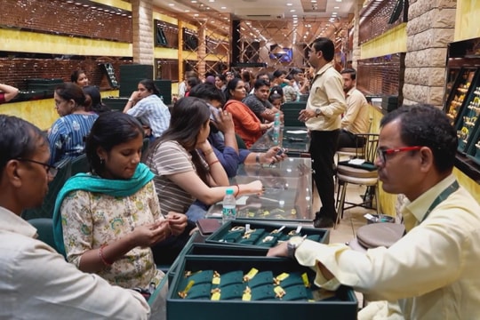 Giá vàng hôm nay 18/1: Giá vàng miếng SJC, nhẫn, vàng thế giới đi ngang 2 ngày liên tiếp