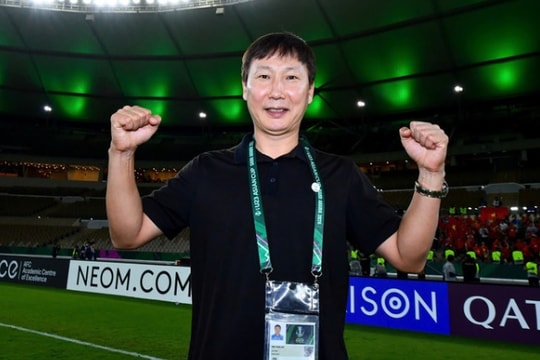 U23 Việt Nam đánh bại UAE 3-2: Bản lĩnh HLV Kim Sang Sik và tấm vé bán kết lịch sử