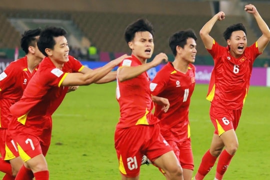 U23 Việt Nam vào bán kết châu Á: Báo Indonesia khẳng định lứa Kim Sang Sik đáng sợ hơn thời Thường Châu