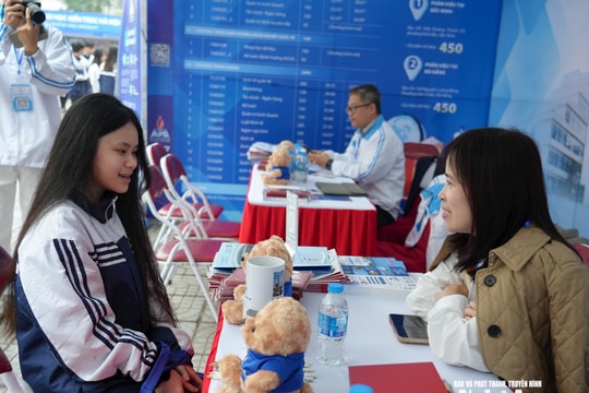 Trường Đại học Vinh không tuyển sinh bằng kết quả bài thi đánh giá năng lực, một số ngành dừng tuyển khối C00