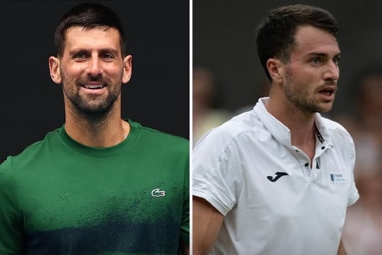 Novak Djokovic thị uy và tâm điểm De Minaur đối đầu Berrettini tại Australian Open