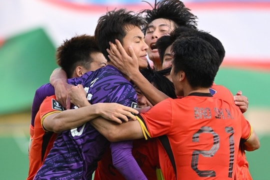 U23 Việt Nam giải mã khối bê tông chưa từng thủng lưới của U23 Trung Quốc tại bán kết