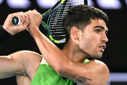 Carlos Alcaraz lập kỷ lục 20-0, Venus Williams đi vào lịch sử Australian Open 2026
