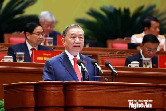 Tổng Bí thư Tô Lâm trình bày báo cáo các văn kiện trình Đại hội lần thứ XIV của Đảng