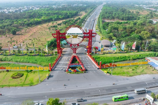 Sơn Tiên Đồng Nai: Trải nghiệm hái trái cây và cầu đi bộ kỷ lục 8km