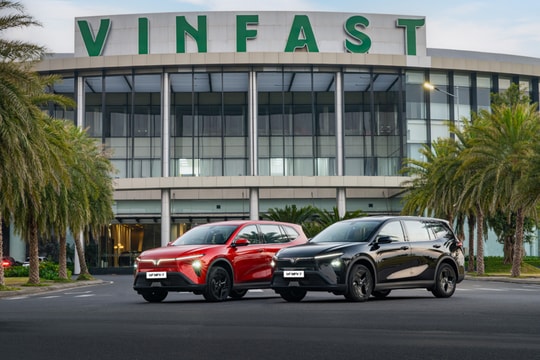 VinFast VF MPV 7 chính thức ra mắt: Xe điện gia đình 7 chỗ giá 819 triệu đồng