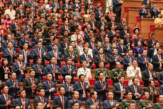 Công tác nhân sự: Không bỏ sót những người thực sự có đức, có tài, có uy tín