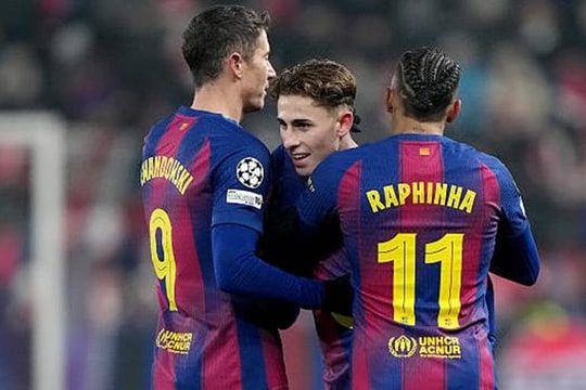 Barcelona hạ Slavia Prague 4-2: Đỉnh cao Fermin Lopez và dấu ấn thay người của Hansi Flick