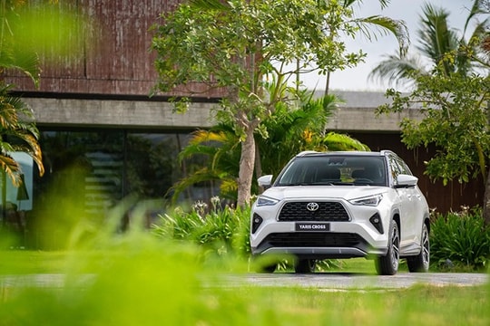 Toyota Yaris Cross tháng 1/2026: Ưu đãi 50% lệ phí trước bạ và loạt quà tặng bảo hiểm