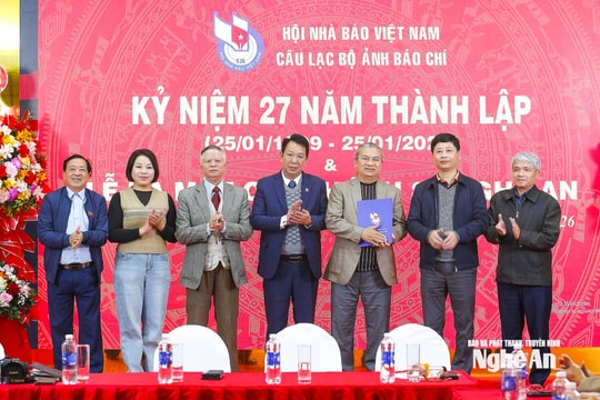 Câu lạc bộ Ảnh báo chí kỷ niệm 27 năm thành lập