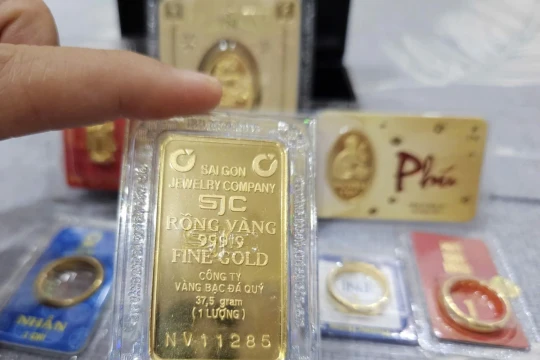 Bảng giá vàng 26/1/2026: Giá vàng miếng SJC, nhẫn 9999, vàng thế giới tăng bao nhiêu