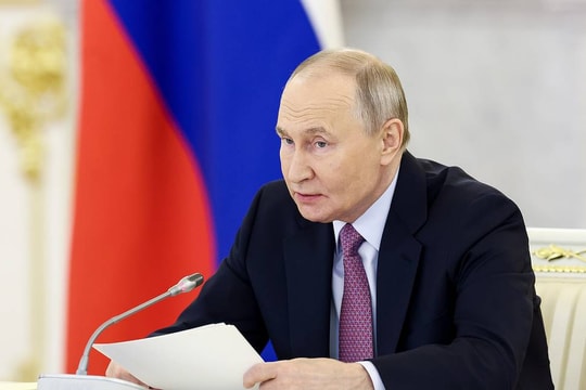 Axios: Tổng thống Putin và ông Zelensky có thể sắp gặp mặt