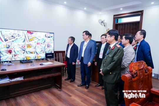 Nghệ An khai mạc kỳ thi tuyển dụng viên chức vào làm việc tại các cơ sở giáo dục