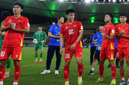 U23 Việt Nam thắng kịch tính Hàn Quốc: Tờ Bola thán phục bản lĩnh thép tại giải châu Á