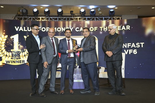 VinFast VF 6 giành giải Xe đáng tiền của năm tại Auto9 Awards 2026