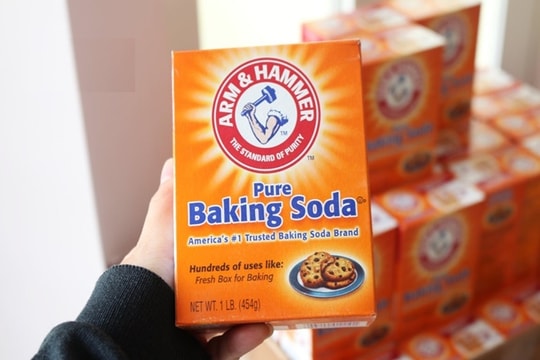 Cách sử dụng baking soda hiệu quả để chăm sóc sức khỏe và vệ sinh nhà cửa