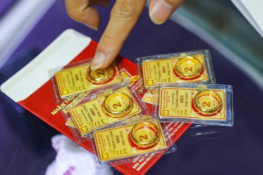 Giá vàng chiều nay 27/1/2026: Giá vàng SJC, vàng thế giới cập nhật lúc 16h00