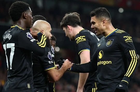 Arsenal và Man City đồng loạt sa sút: Cơ hội cho cuộc lội ngược dòng lịch sử của Man Utd