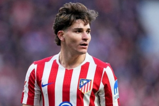 Arsenal nhắm Julian Alvarez: Bản nâng cấp hoàn hảo thay thế Viktor Gyokeres