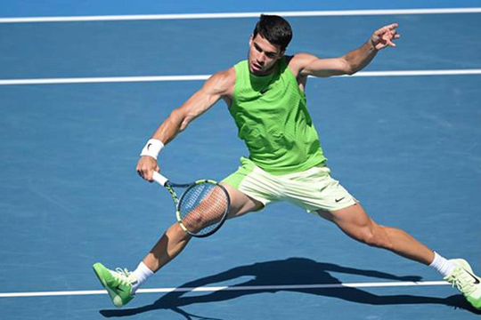 Tứ kết Australian Open 2026: Alcaraz và Zverev đối diện thử thách khác biệt