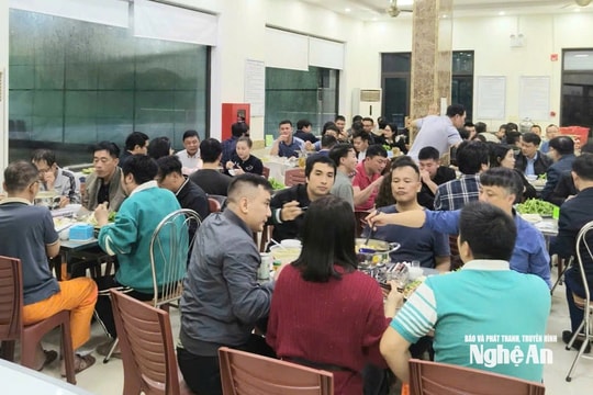 'Bữa cơm tất niên Công đoàn' - hoạt động chăm lo người lao động tại Công ty Thủy điện Bản Vẽ
