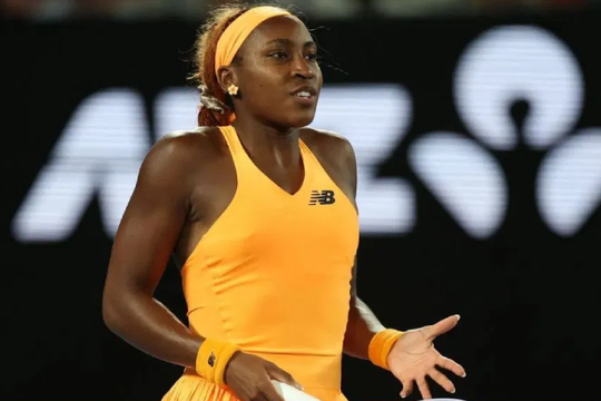 Quyền riêng tư tại Australian Open: Vụ việc Coco Gauff đập vợt dấy lên tranh cãi dữ dội