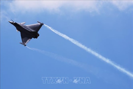Indonesia chính thức tiếp nhận lô máy bay chiến đấu Rafale đầu tiên từ Pháp