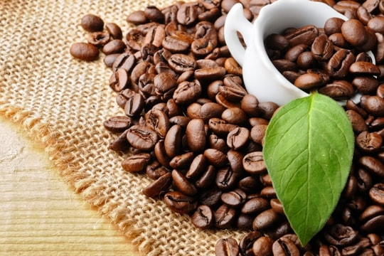 Giá cà phê hôm nay 29/1: Trong nước tăng lên 102.300 đồng/kg, thế giới giảm sâu