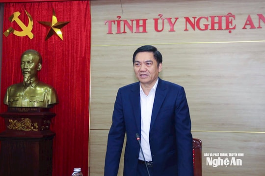 Thường trực Tỉnh ủy làm việc với các cơ quan chuyên trách, tham mưu