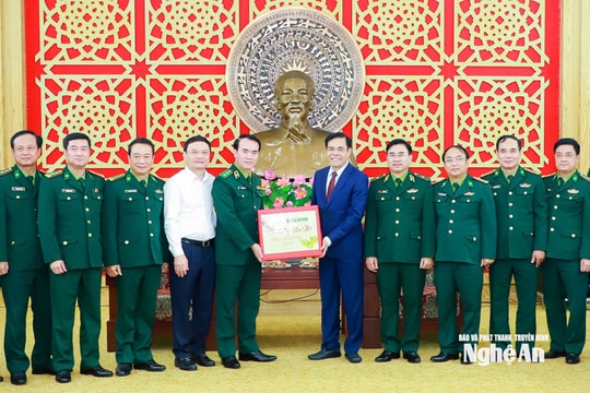 Đoàn công tác của Đảng ủy, Bộ Tư lệnh Bộ đội Biên phòng thăm, chúc Tết tại Nghệ An
