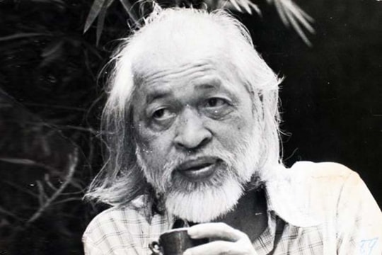 Hoàng Trung Thông- nhà thơ “siêu gàn” xứ Nghệ